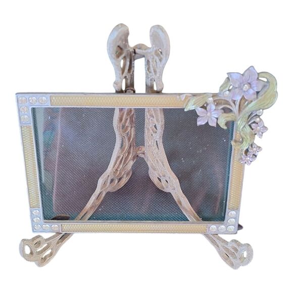Vintage Andrea by Sadek Brass Folding Easel with ornate glass photo frame 3x5 - Picture 2 of 16